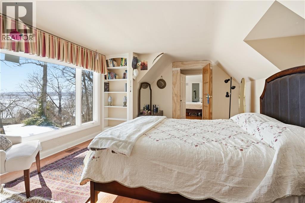 208 NORTH SHORE Boulevard W Unit# Upper, Burlington, Ontario, L7T1A4 — Photo 29