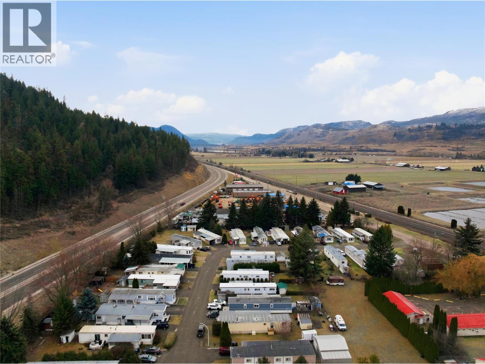 #13 161 Shuswap Avenue - 23