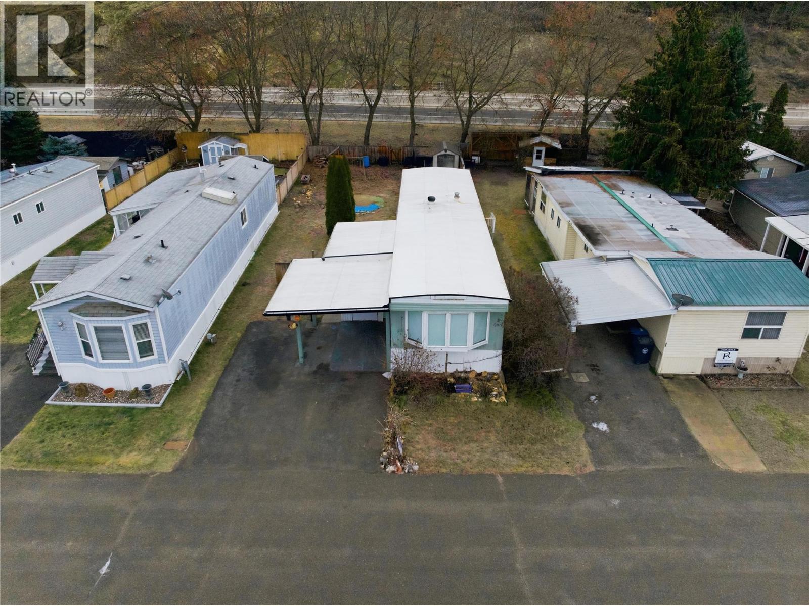 #13 161 Shuswap Avenue - 20