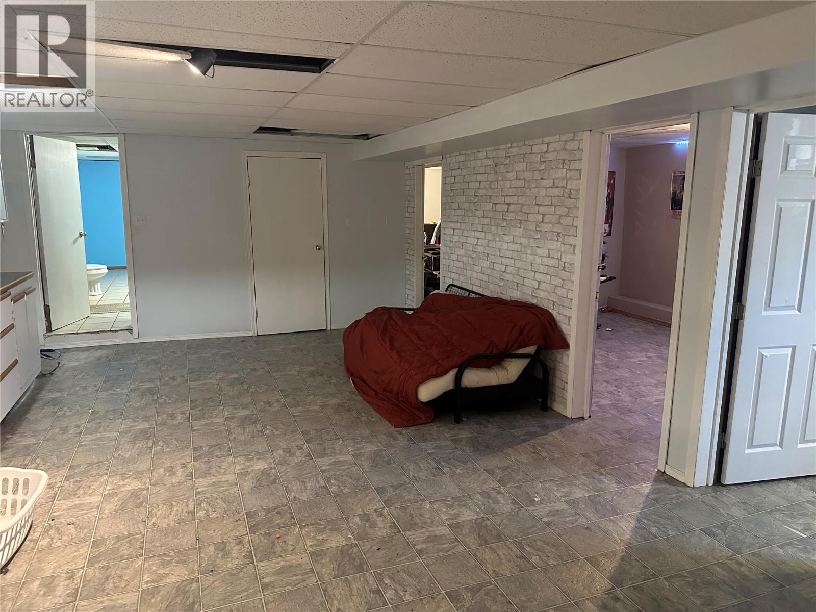 1232 105 Avenue - 12