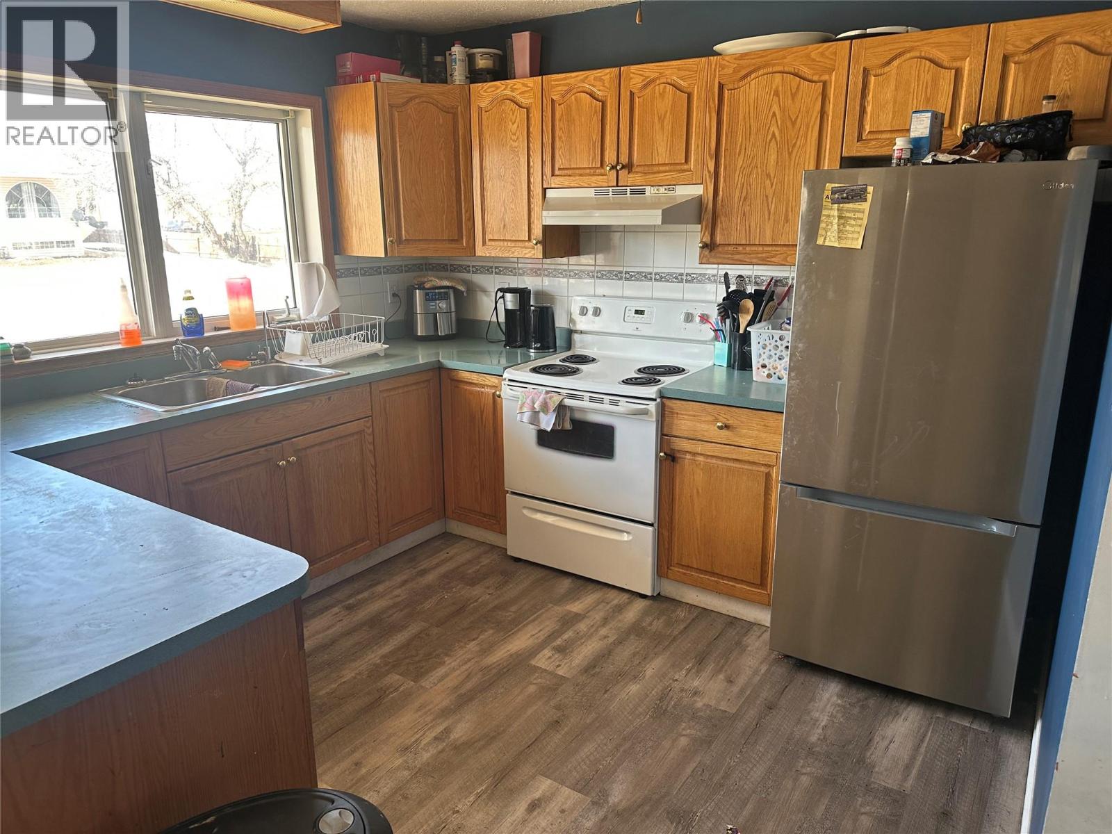 1232 105 Avenue - Image 2