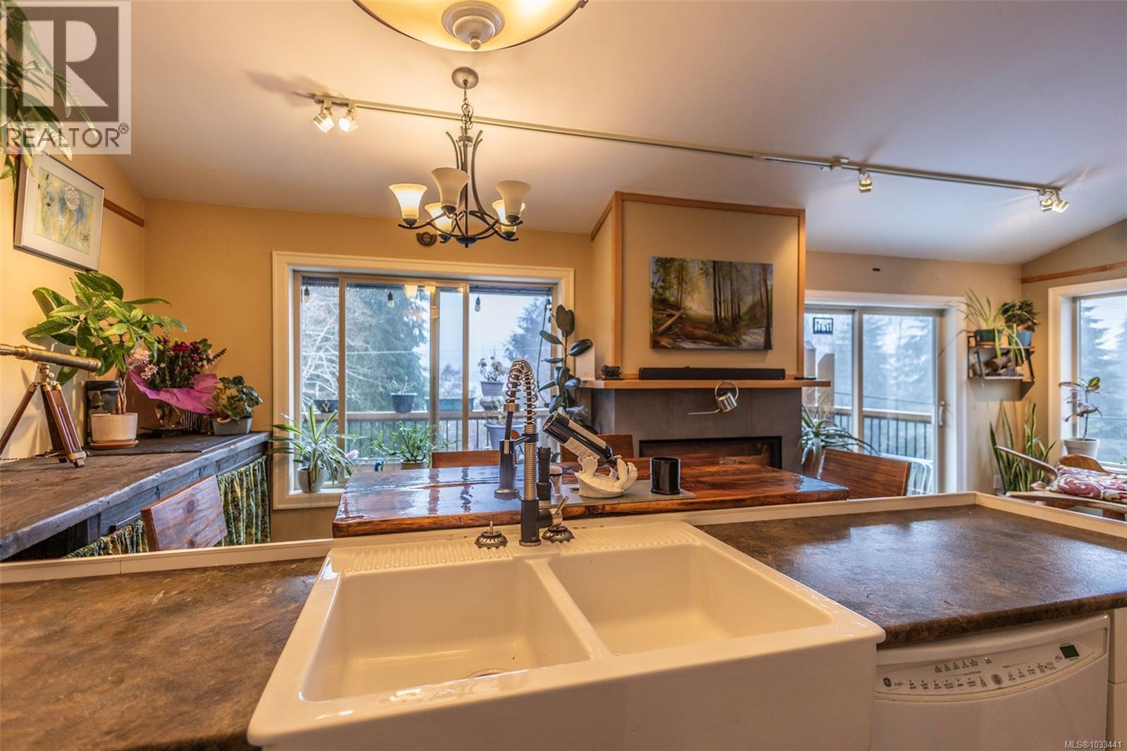 B 16990 Wickanninish Road, Port Renfrew