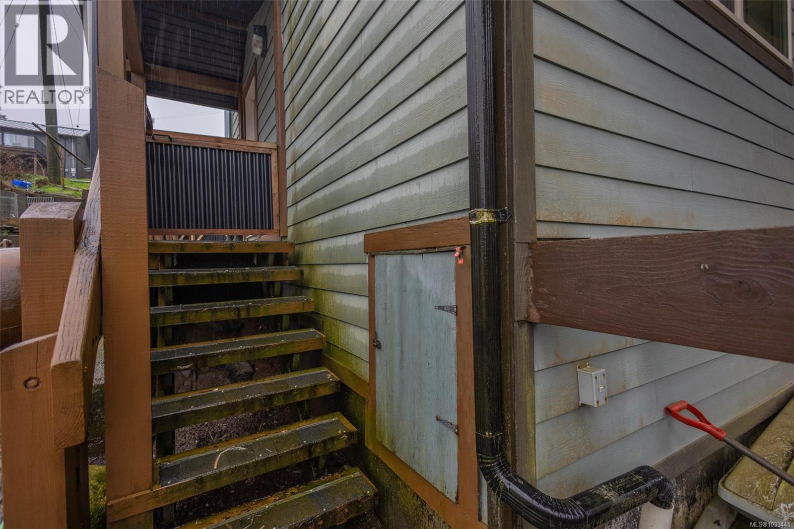 B 16990 Wickanninish Road, Port Renfrew