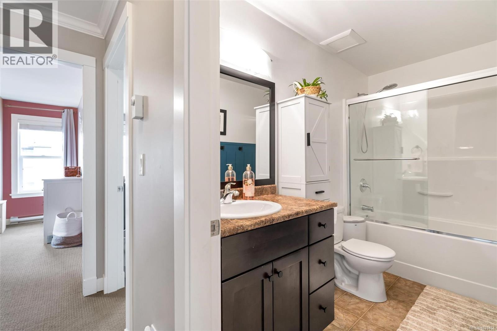  3281 Piper Road, Langford