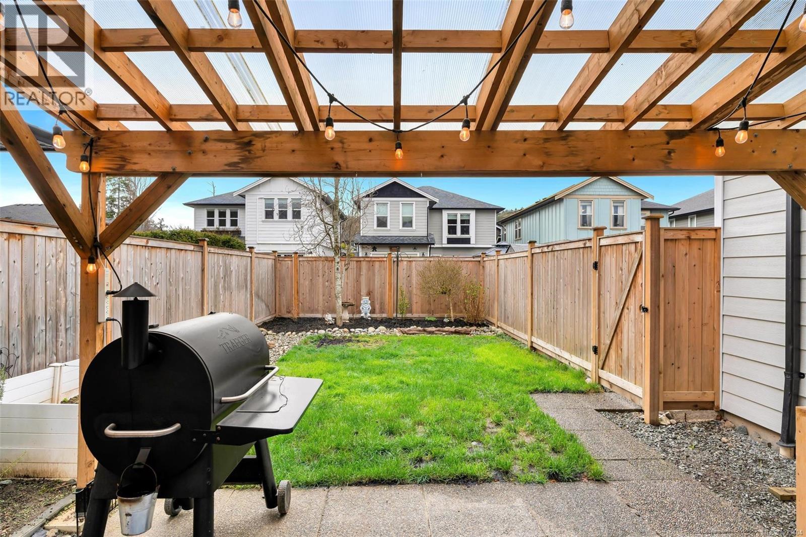  3281 Piper Road, Langford