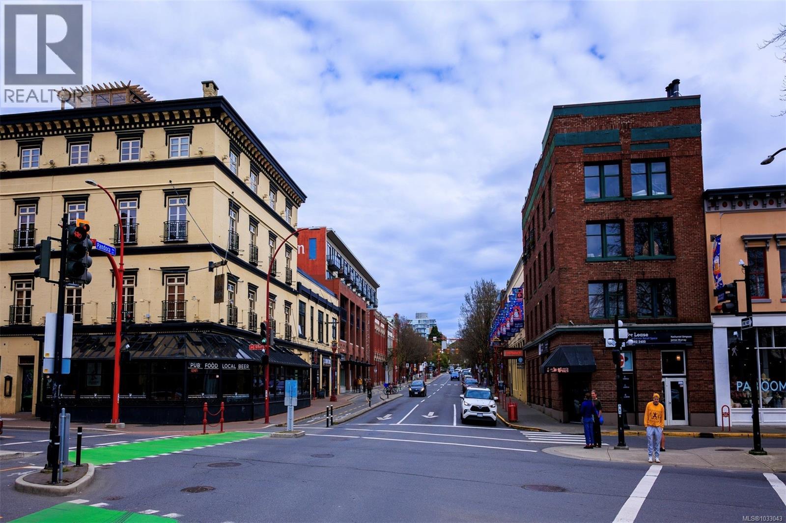 #312B 456 Pandora Ave - 25