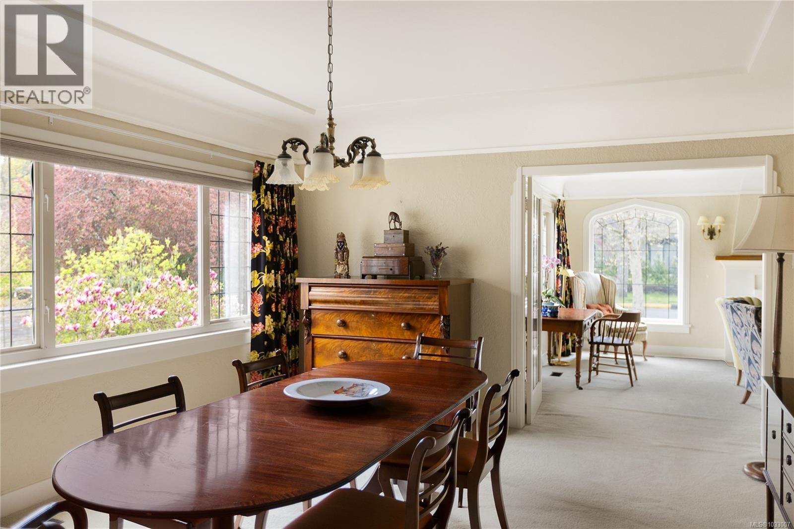  1541 Despard Avenue, Victoria