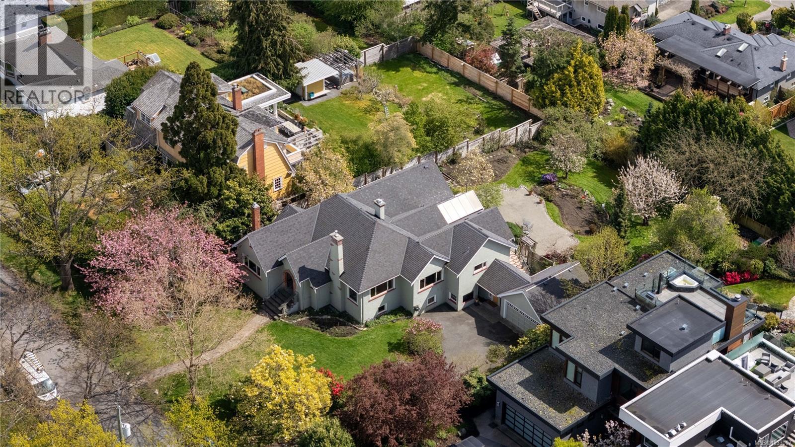  1541 Despard Avenue, Victoria