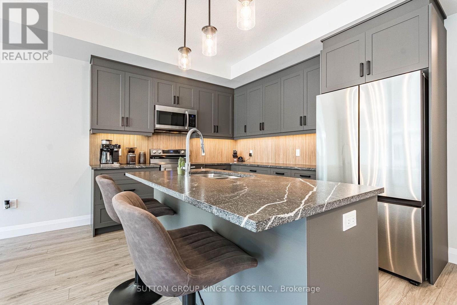 #79 143 ELGIN STREET N - 16