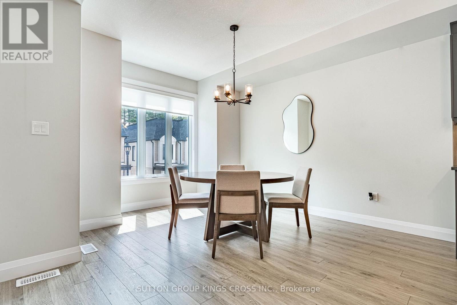 #79 143 ELGIN STREET N - 19