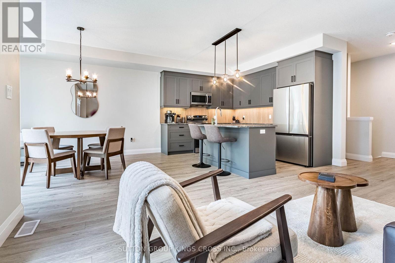 #79 143 ELGIN STREET N - 21