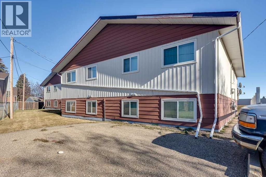5418 and 5422 48 Avenue - photo 5