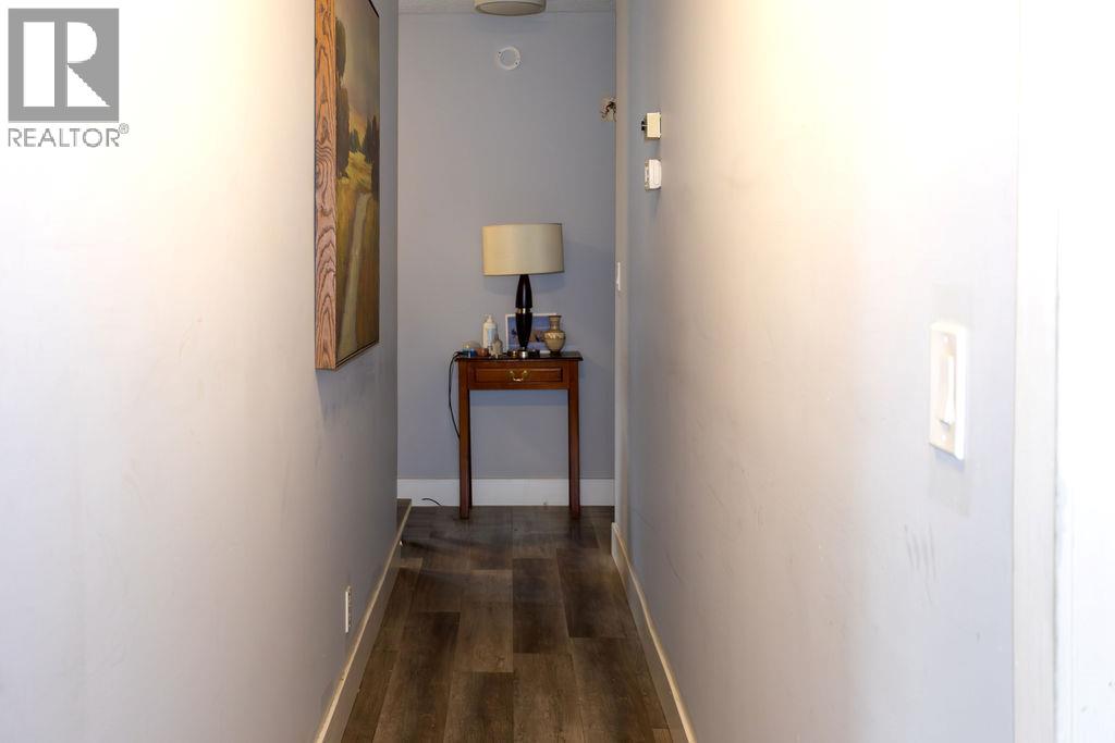 595 McWilliams Road, Kelowna