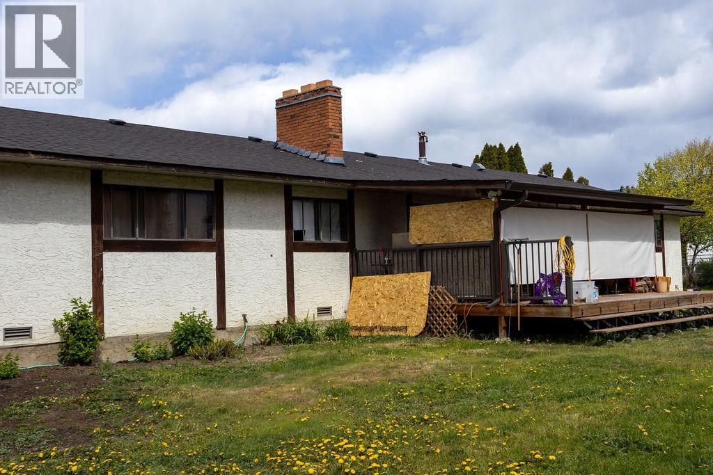 595 McWilliams Road, Kelowna