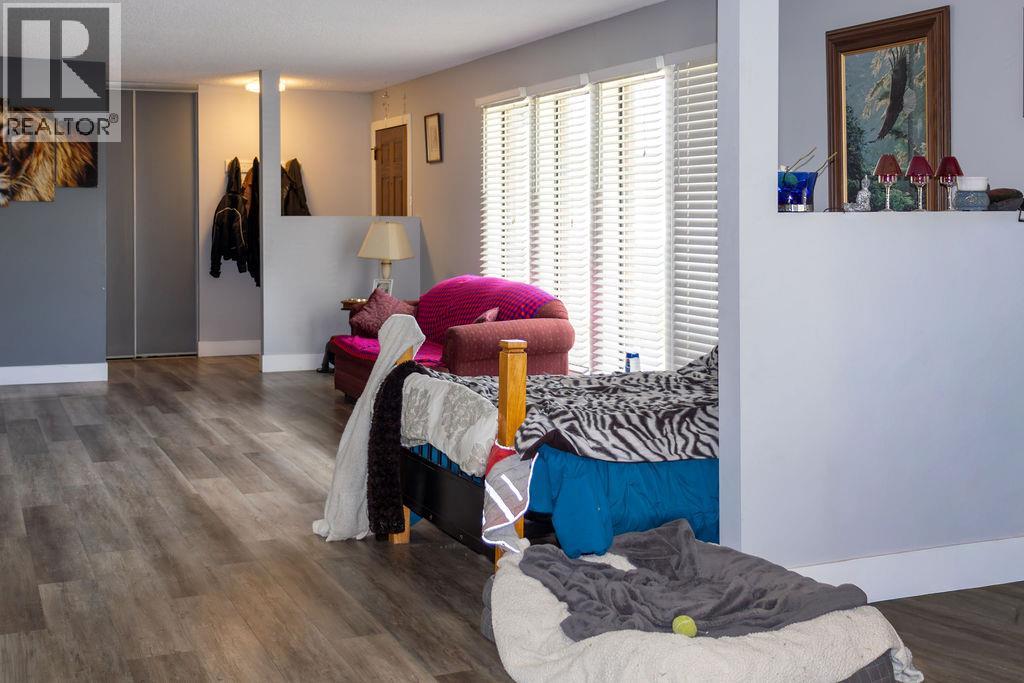 595 McWilliams Road, Kelowna