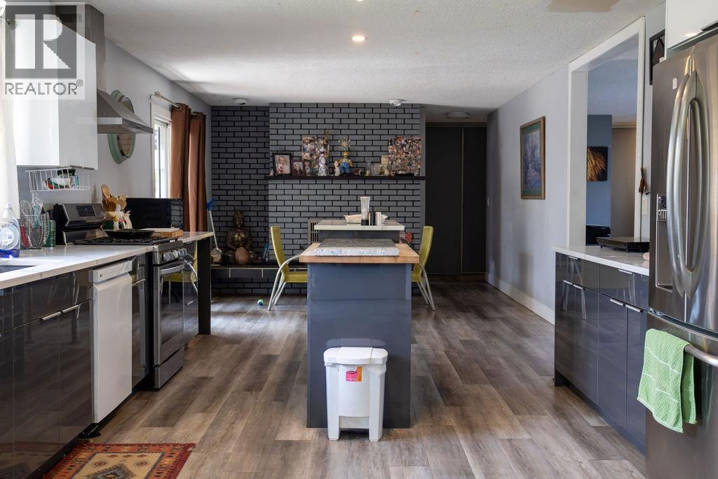 595 McWilliams Road, Kelowna