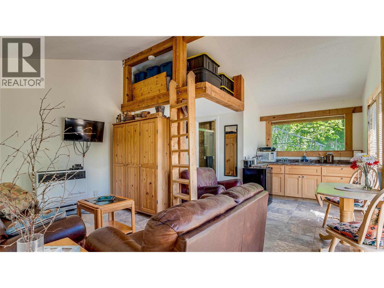 8450 Silver Star Road, Vernon