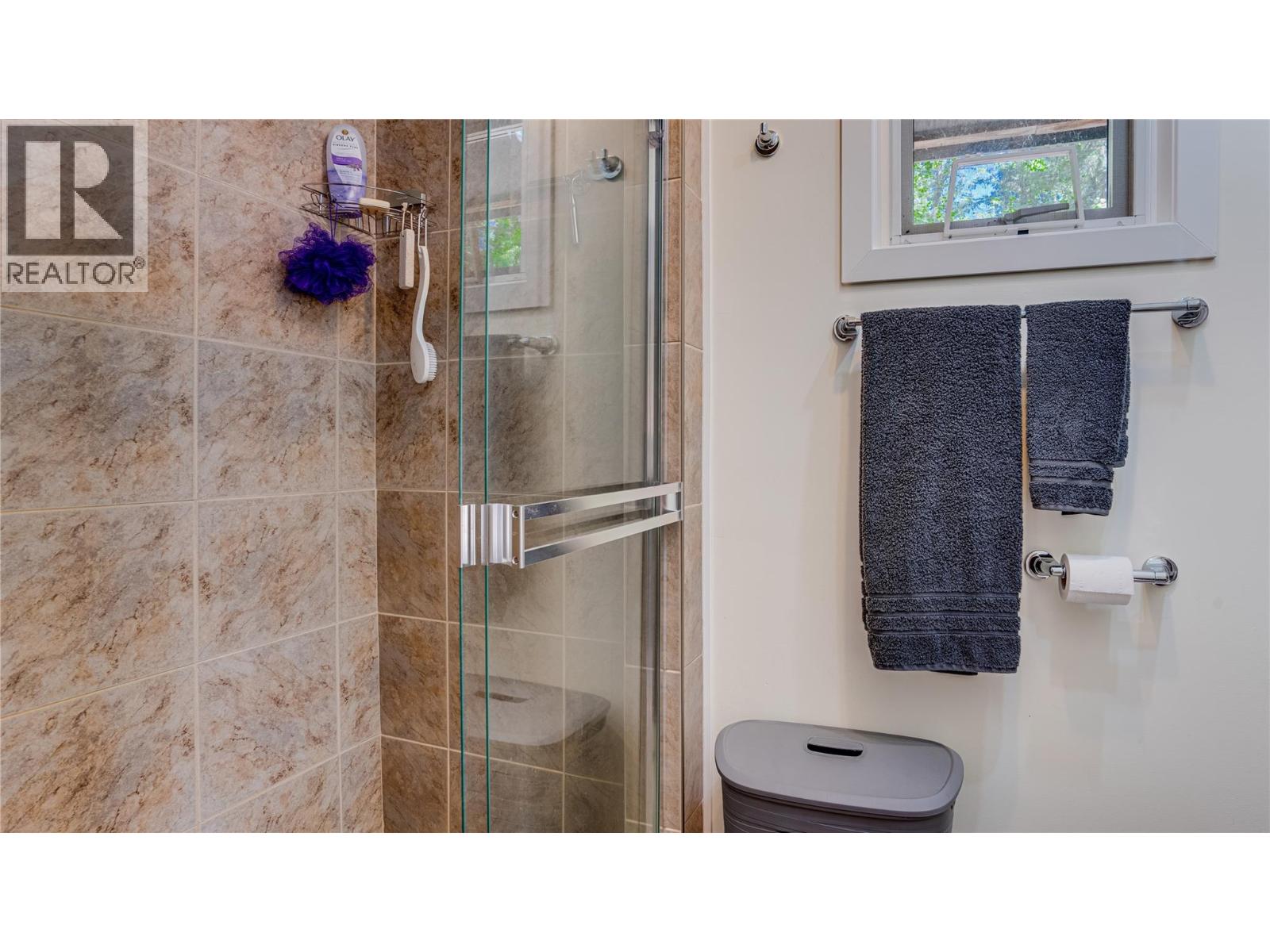 8450 Silver Star Road, Vernon