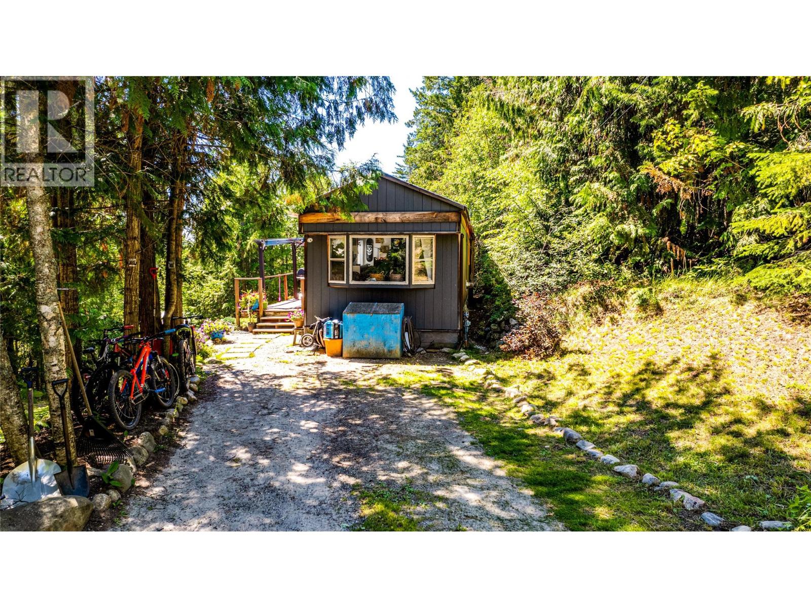 8450 Silver Star Road, Vernon