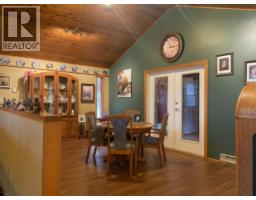 Dining room - 9820 Granby Road, Grand Forks, BC V0H1H1 Photo 14
