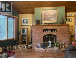 4pc Ensuite bath - 9820 Granby Road, Grand Forks, BC V0H1H1 Photo 10