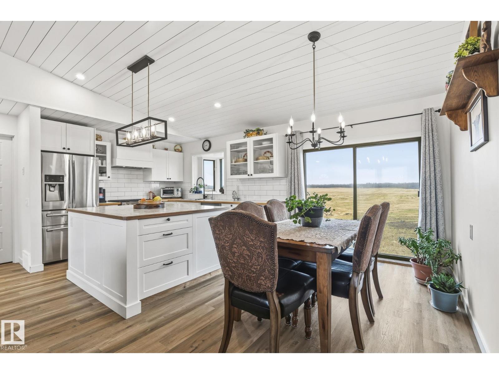 23127 TWP RD 502, Rural Leduc County