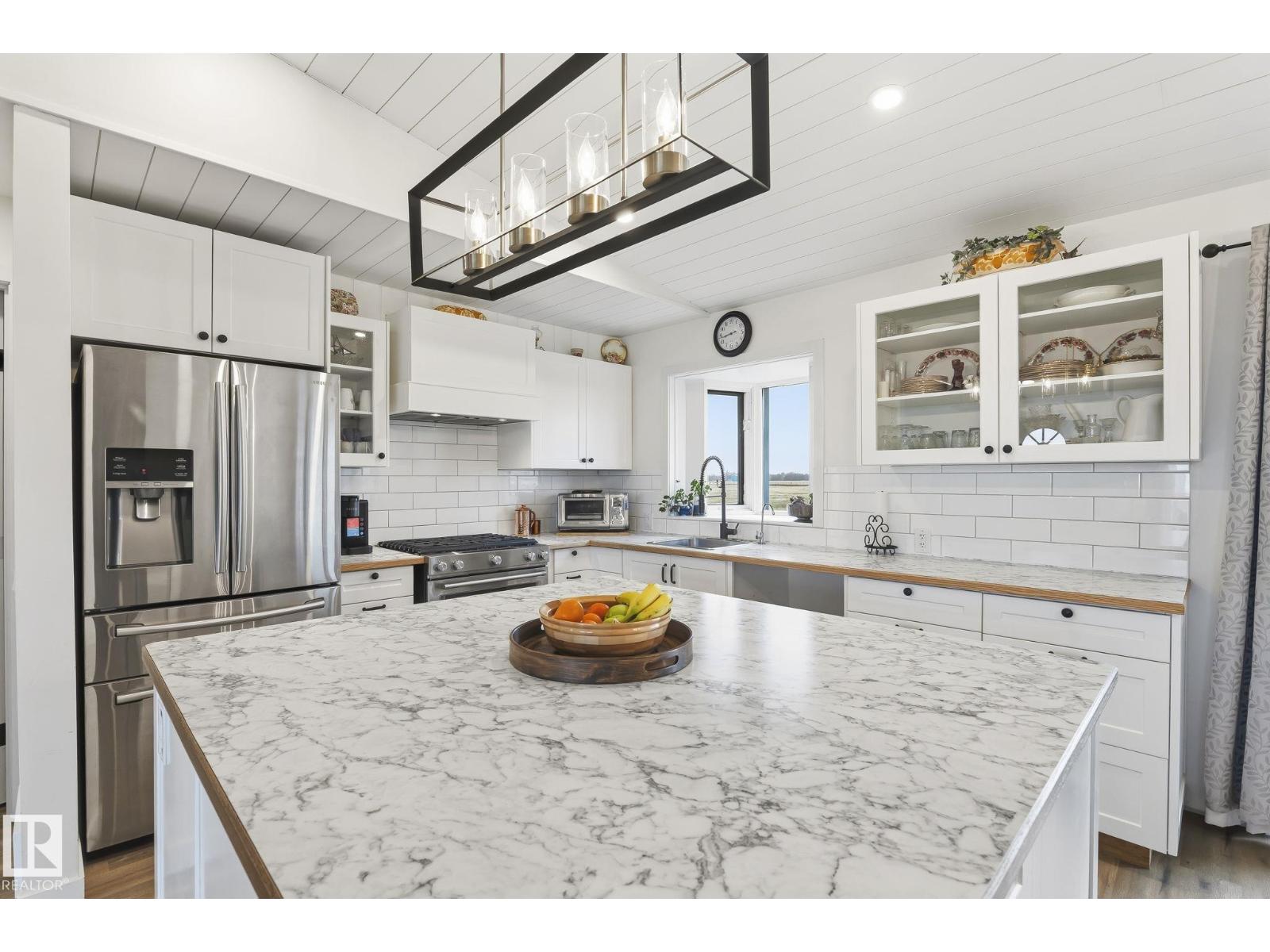 23127 TWP RD 502, Rural Leduc County