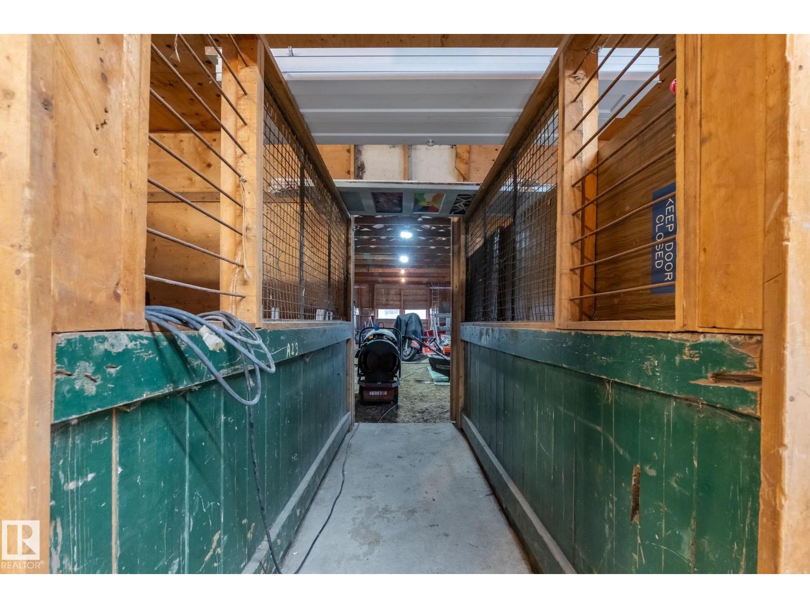 23127 TWP RD 502, Rural Leduc County