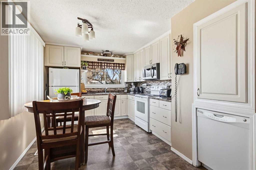 330 Hillcrest Drive, Fort McMurray