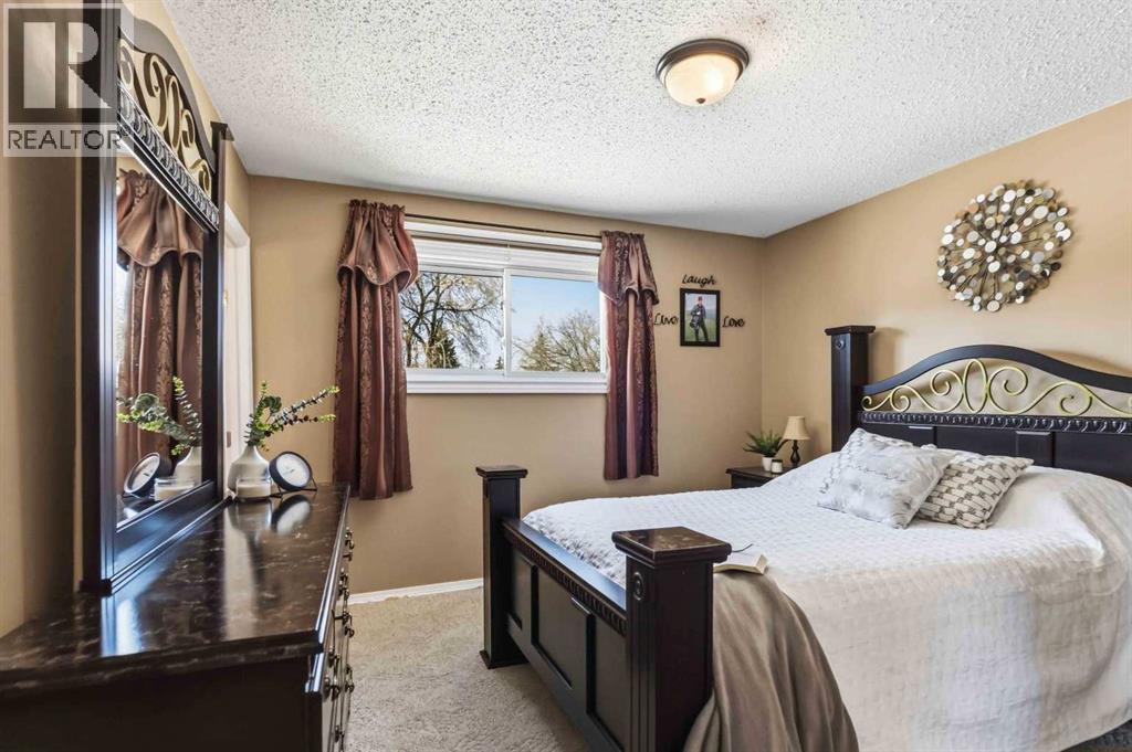 330 Hillcrest Drive, Fort McMurray