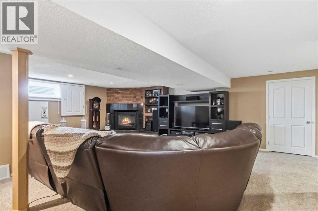 330 Hillcrest Drive, Fort McMurray