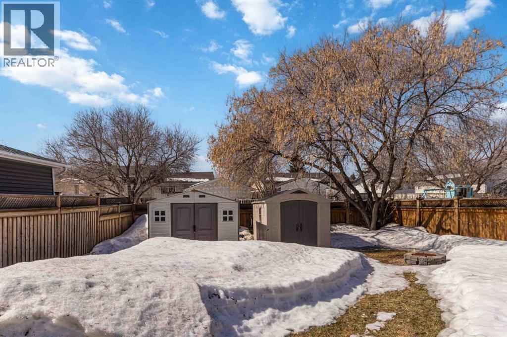 330 Hillcrest Drive, Fort McMurray