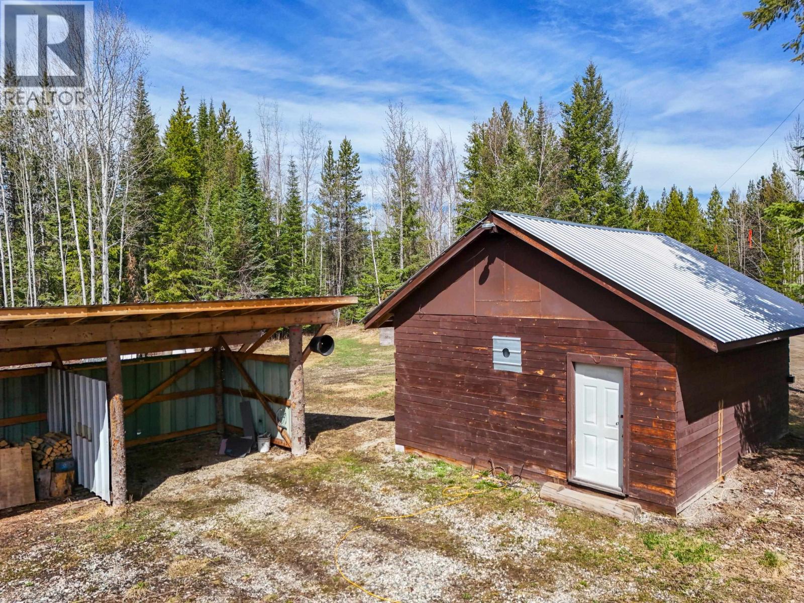 1168 HLADY ROAD - 23