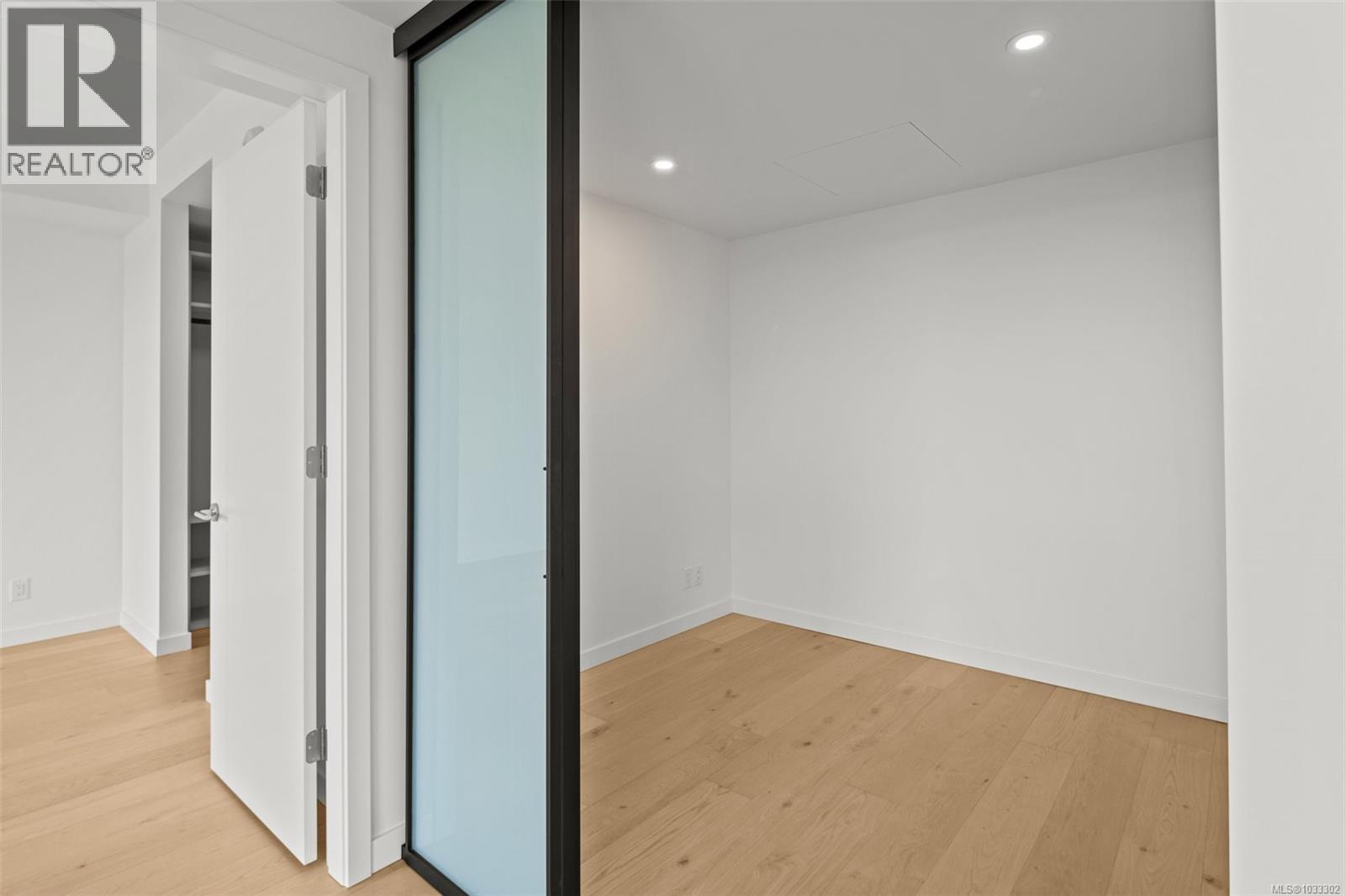 1314 2000 Hannington Road, Langford