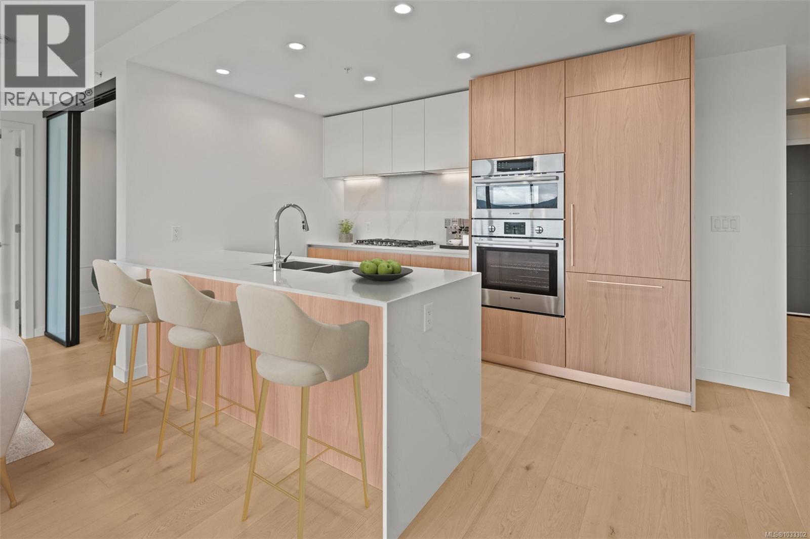 1314 2000 Hannington Road, Langford