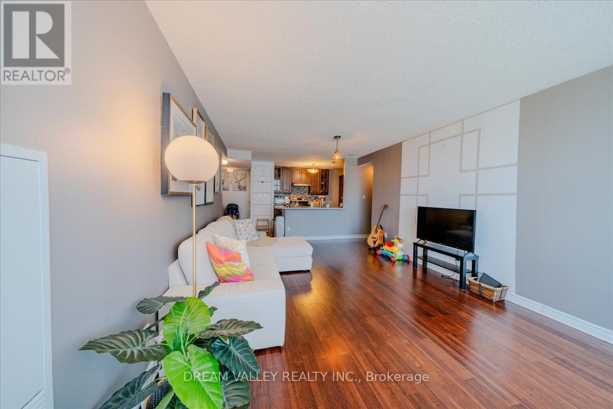 #PH504 5765 YONGE ST STREET - 10