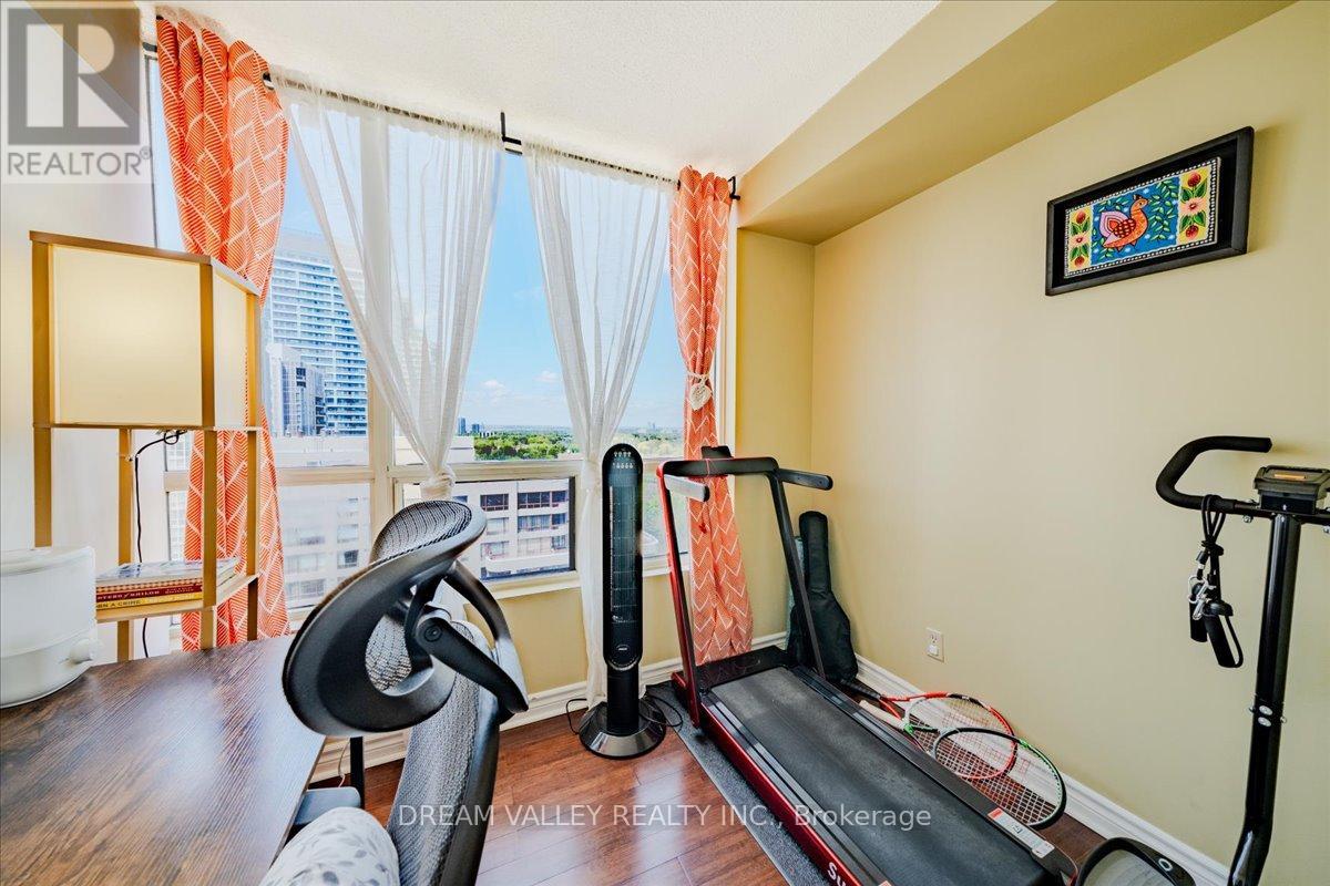 #PH504 5765 YONGE ST STREET - 29