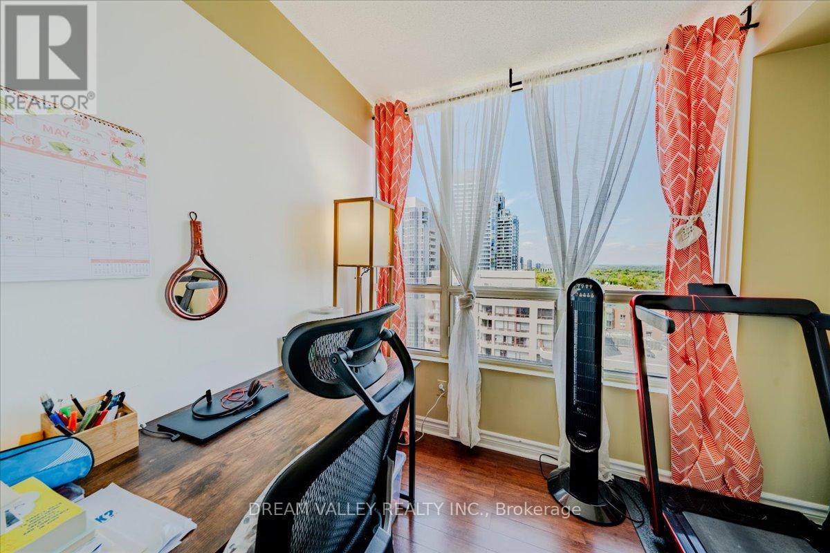 #PH504 5765 YONGE ST STREET - 30
