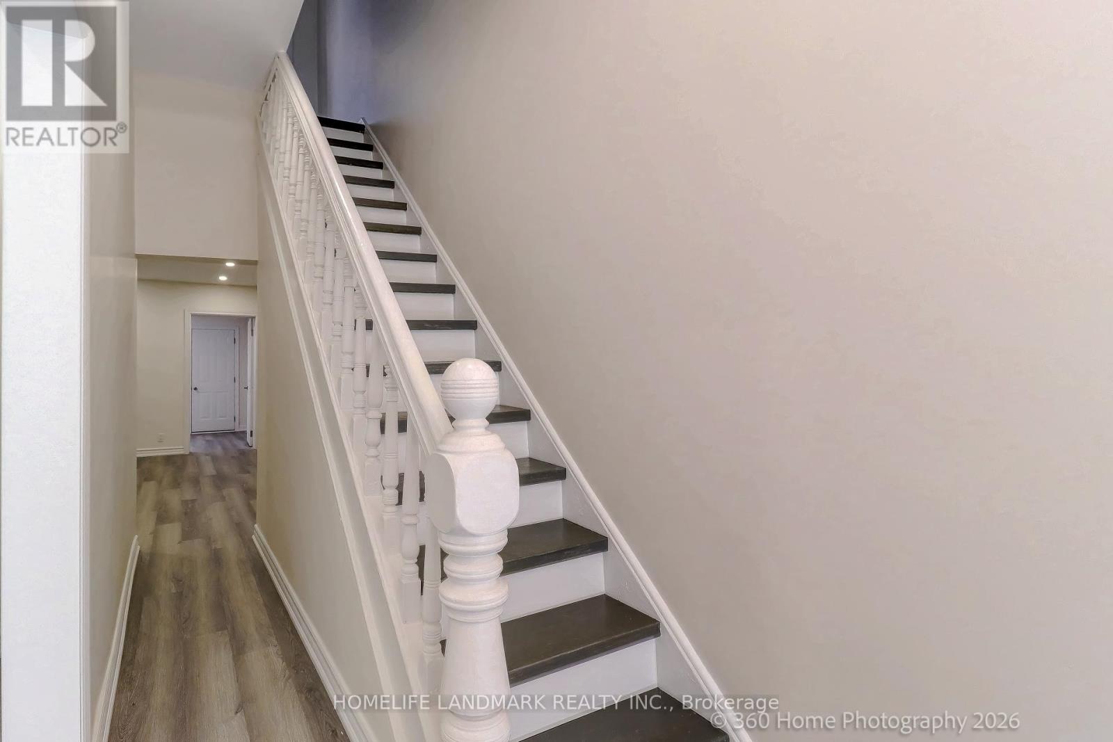 4 ANDREWS AVENUE - 13
