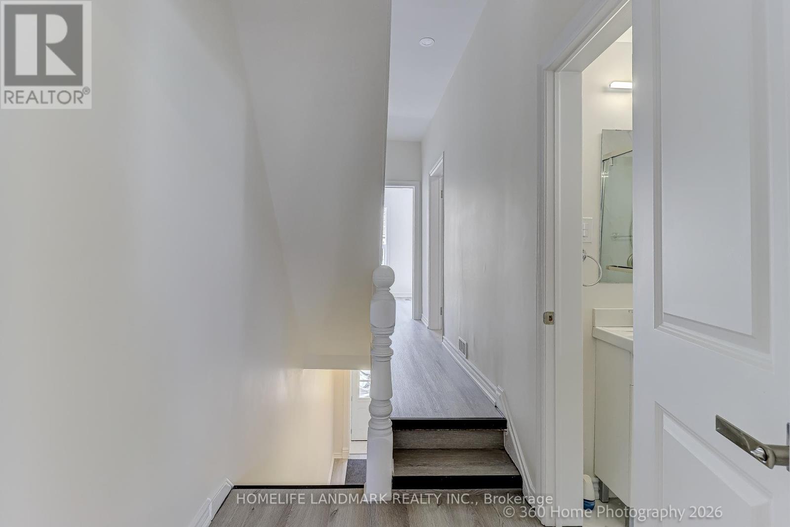 2nd Floor Hall Way
