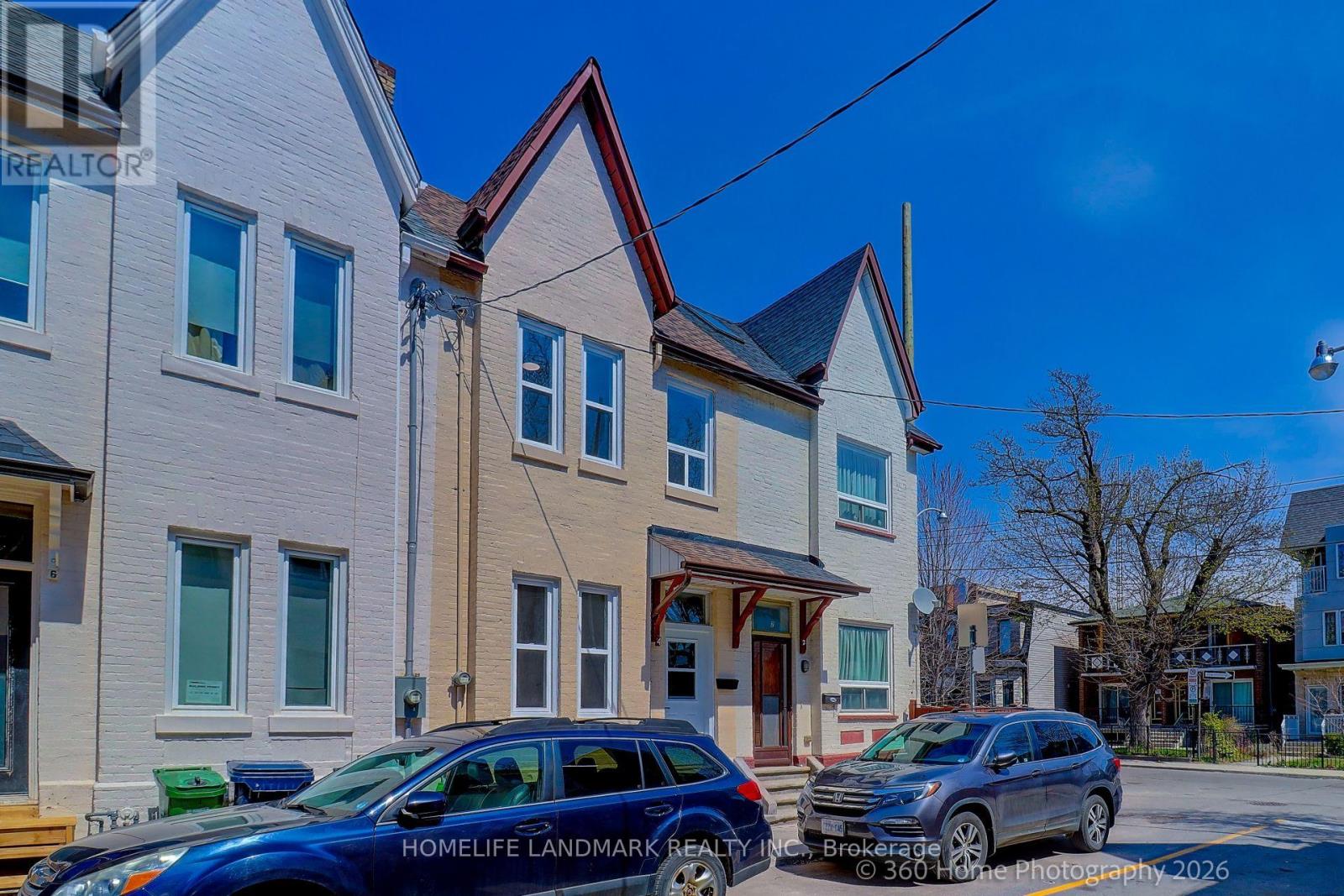 4 ANDREWS AVENUE - 3