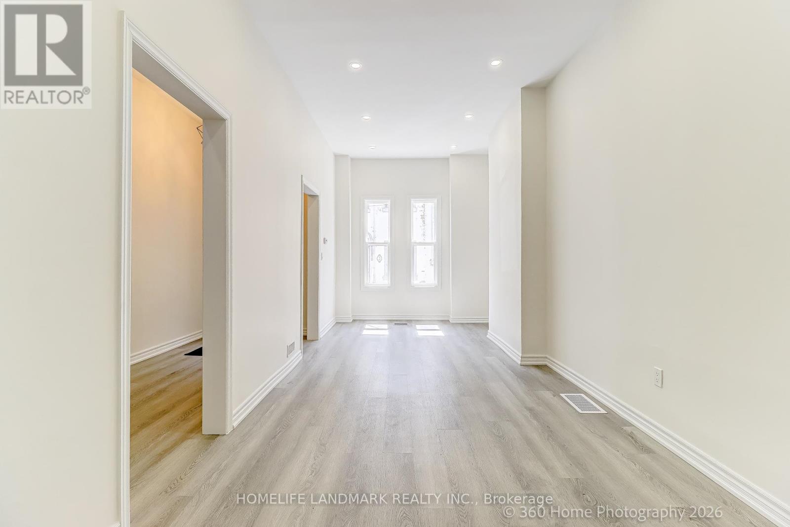 4 ANDREWS AVENUE - 6