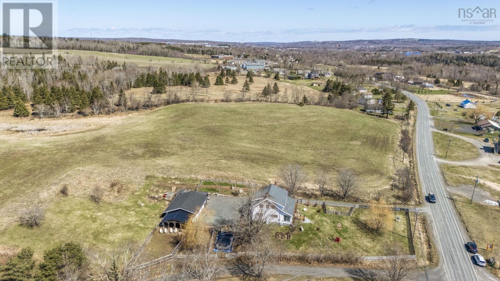 Property 46 of 49 of 5989 Stellarton Trafalgar Road