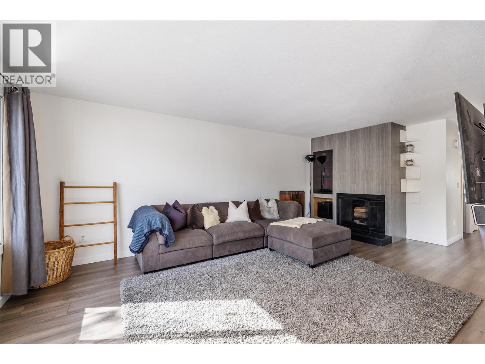 610 Chepesuik Court, Kelowna