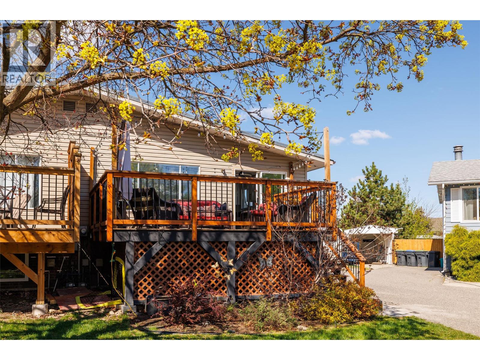 610 Chepesuik Court, Kelowna