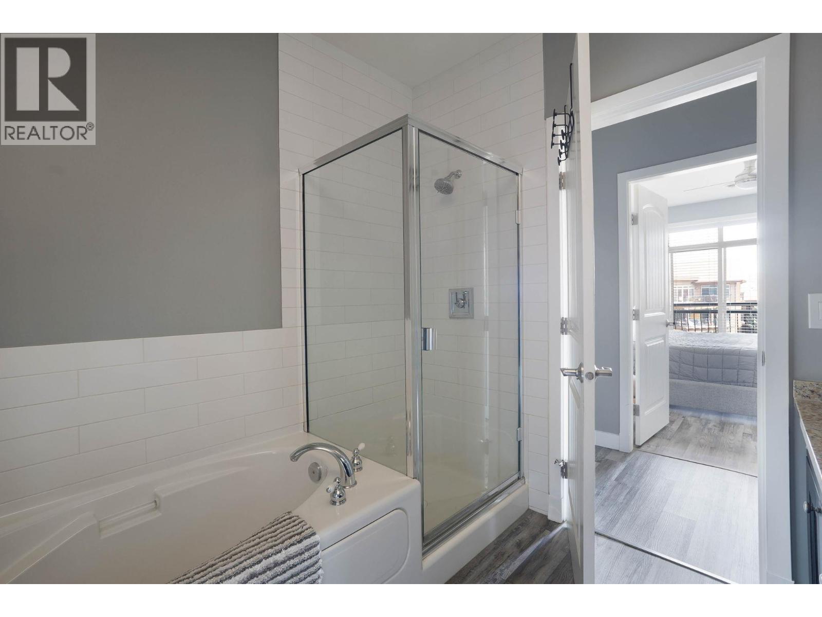 4403 4038 Pritchard Drive, West Kelowna