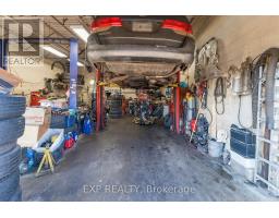 2a - 12 Lepage Court, Toronto, ON M3J1Z9 Photo 13