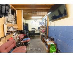 2a - 12 Lepage Court, Toronto, ON M3J1Z9 Photo 17