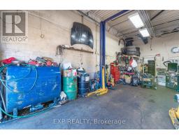 2a - 12 Lepage Court, Toronto, ON M3J1Z9 Photo 9
