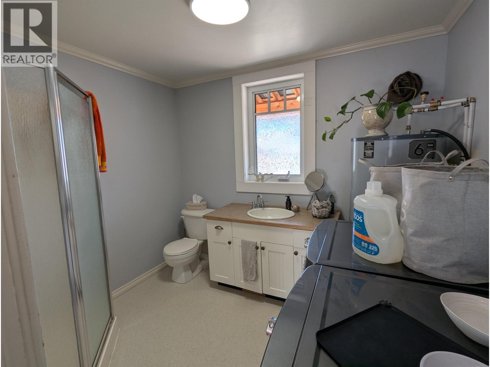 3891 BROADWAY AVENUE, Smithers